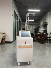 Load image into Gallery viewer, Niansheng 532nm 785nm 1064nm Picosecond Laser Tattoo Pigment Removal And Skin Rejuvenation Machine