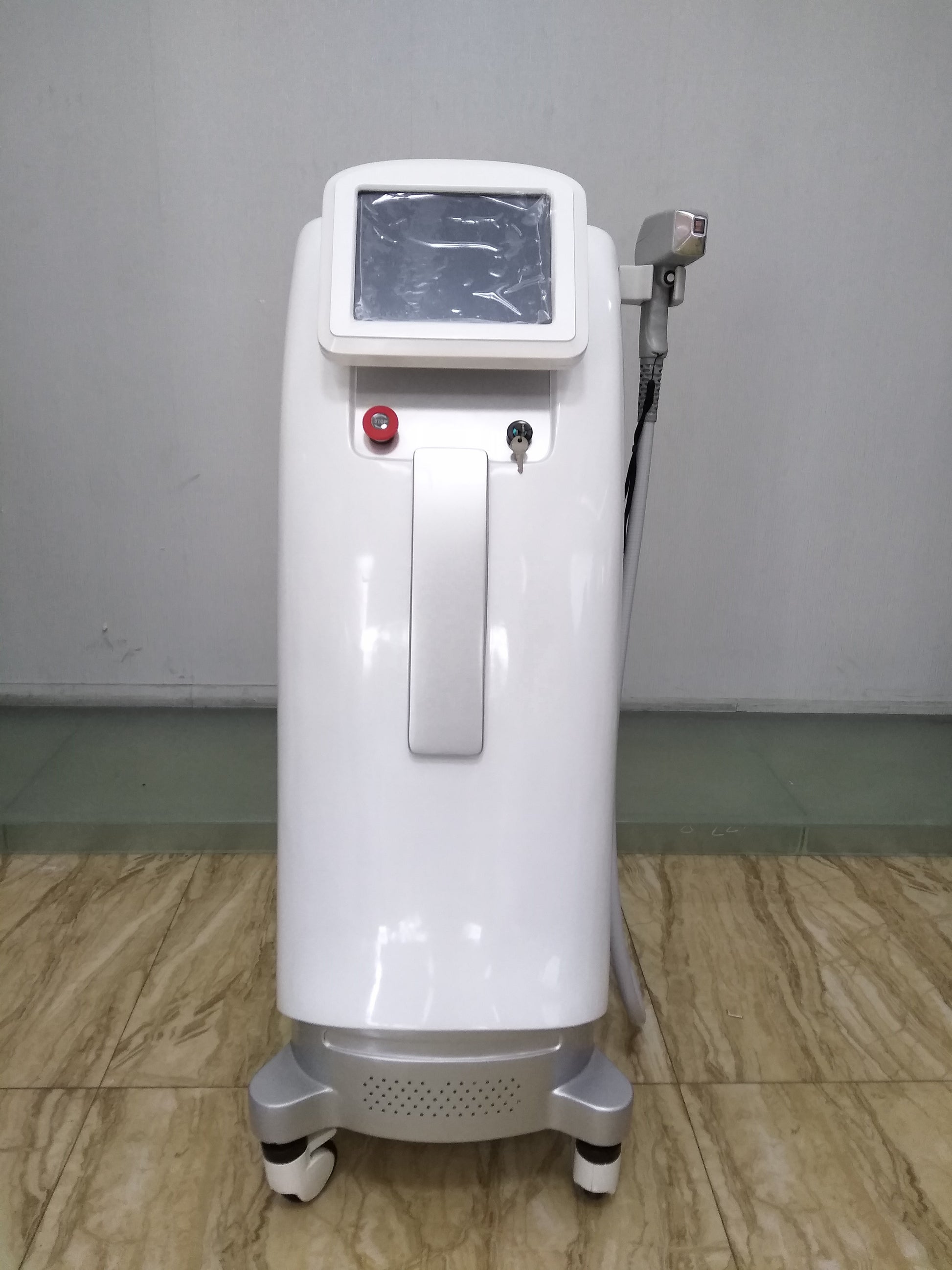 808nm Diode Laser 755 808 1064 Diode Laser Hair Removal Machine